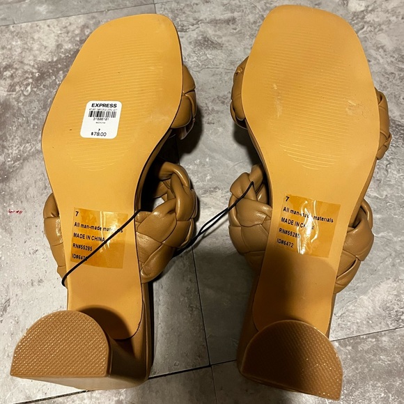 Braided Band Heel Sandal - Picture 4 of 4